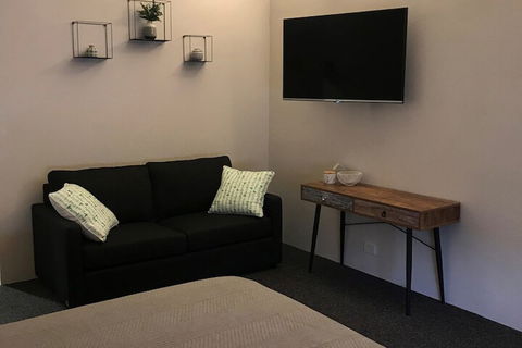 Scandi Stayz Retreat 2 - Accommodation Perth 2