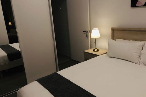 Mid City Apartment - Perth Resorts 5