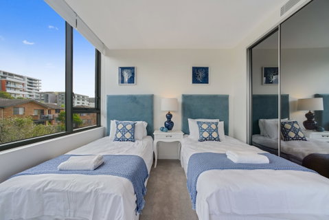 New Luxury Apartment Walking To Shops & Cinema - Accommodation Perth 0