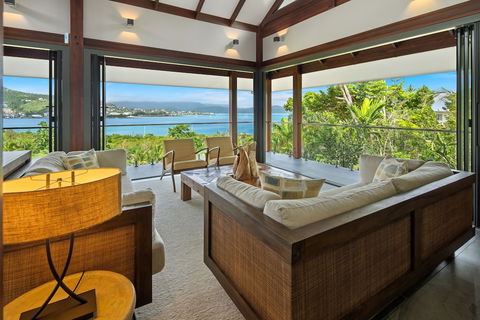 Mandalay Luxury Retreat - Perth Resorts 2