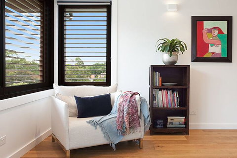 The Tarmons - Accommodation Perth 5