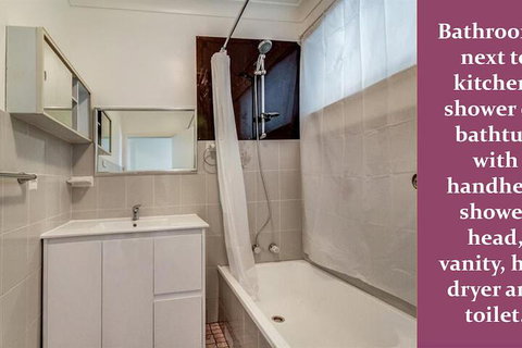 Wollongong Train Station Holiday House - Accommodation Perth 7