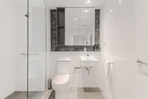 1 Bedroom Modern Apartment In Chatswood - Accommodation Perth 3
