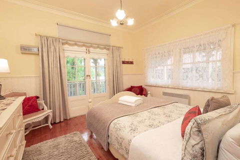 Brentwood Cottage - Accommodation Perth 6
