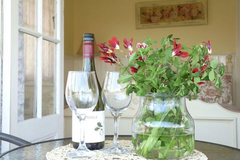 Brentwood Cottage - Accommodation Perth 2