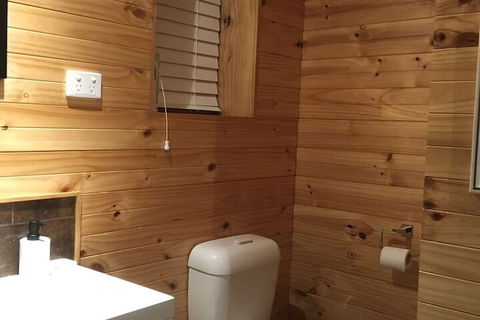 Mud Brick Cottage Cobungra - Perth Resorts 7