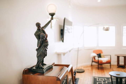 Deco Beach Luxury Apartments - Accommodation Perth 3