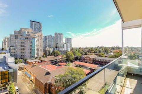 2 Bedroom Modern Apartment In Chatswood - Accommodation Perth 0