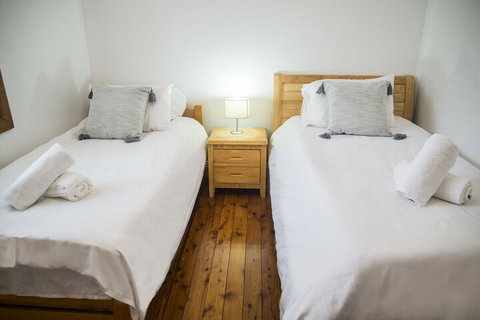 Bright & Spacious Home With Hotel Grade Cleanliness - Accommodation Perth 5