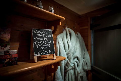 Guide Falls Cottage - Accommodation Perth 1