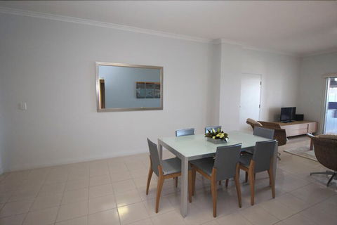 Deep Blue 12 - Perth Resorts 5