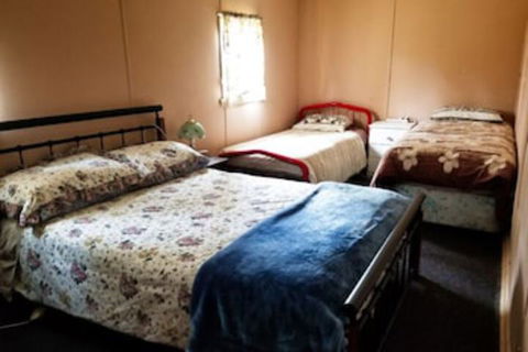 Mountain View Motel - Accommodation Perth 0
