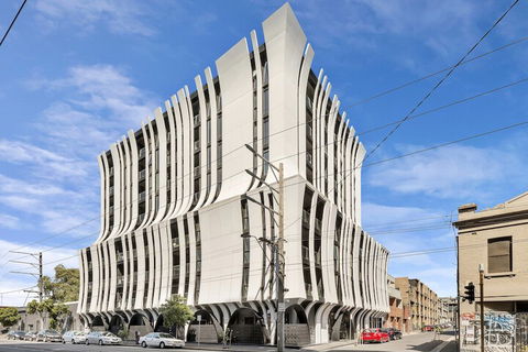BHB Designer Collingwood - Accommodation Perth 1