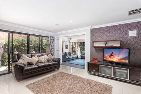 Essendon North B&B - Perth Resorts 2