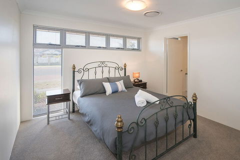 Gale House - Accommodation Perth 3