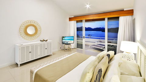 Bella Vista E9 Ocean View Spacious 2 Bed - Accommodation Perth 4