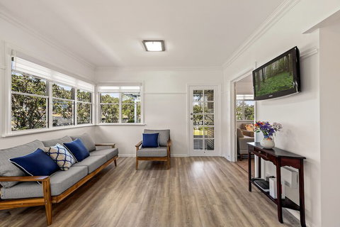 Viola House - Accommodation Perth 4