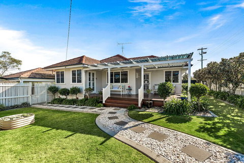 Viola House - Accommodation Perth 1