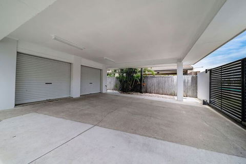 Best Location Welcoming Home - Accommodation Perth 7