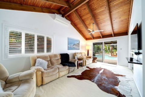 Best Location Welcoming Home - Accommodation Perth 0
