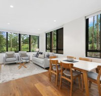 Stylish Lux Home With Hotel Grade Cleanliness - Accommodation Perth