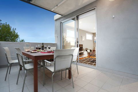 Essendon Sub Penthouse On Napier - Accommodation Perth 4