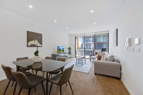 HomeHotel Waterside Luxury & New Residences - Accommodation Perth 1