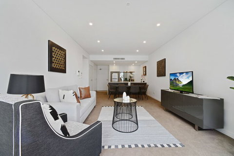 HomeHotel Waterside Luxury & New Residences - Accommodation Perth 3