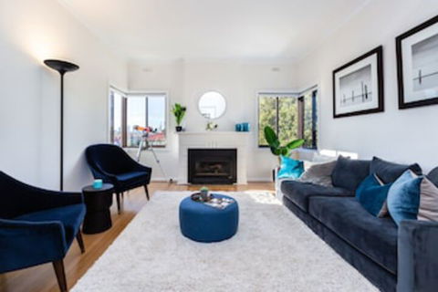 Lighthouse Cozy 2BDR With CITY VIEWS - Accommodation Perth 0