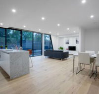 106 Modern Prestige 3 storey New Establishment - Accommodation Perth