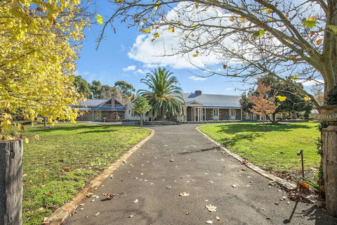 Orchards At Spring Vale Farm - Accommodation Perth 2