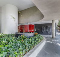 Modern city central pool sauna spa wifi - Accommodation Perth