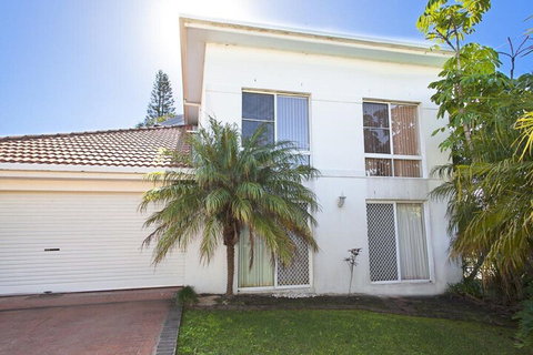 1 / 17 22nd Ave Sawtell NSW - Accommodation Perth 1