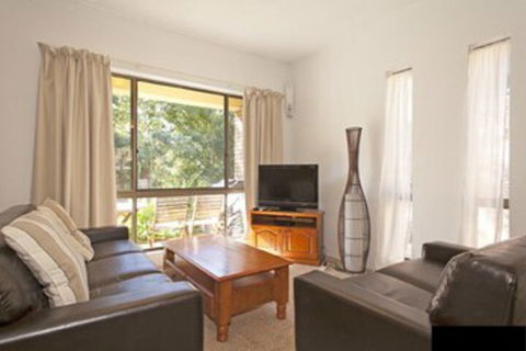 Banksia Sawtell NSW - Accommodation Perth 0