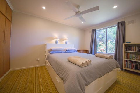 17 Broadbeach Drive - Accommodation Perth 5