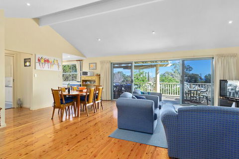 22 Broadbeach Drive - Accommodation Perth 7