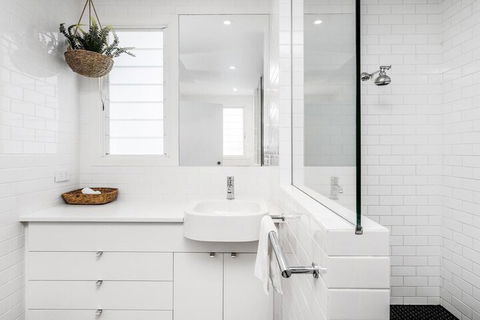 Your Luxury Escape - Alkira - Accommodation Perth 6