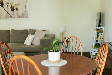 Two Bedroom Gem Short Drive To MONA - Accommodation Perth 5