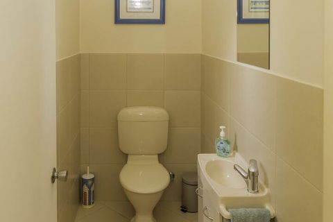 Tranquillity On Riverview 33 Riverview Drive - Accommodation Perth 2