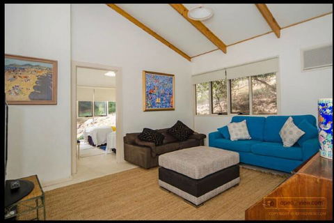 North Views Galore 3 Gulf Close - Accommodation Perth 7