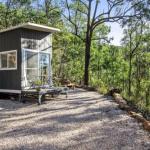 Tiny St. Albans - Perth Resorts 0