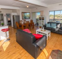 Carrickalinga Seahaven Coastal Escape 4brm 29 Riverview Drive - Accommodation Perth