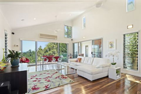 Mandalay Escape Serenity And Pool - Accommodation Perth 0