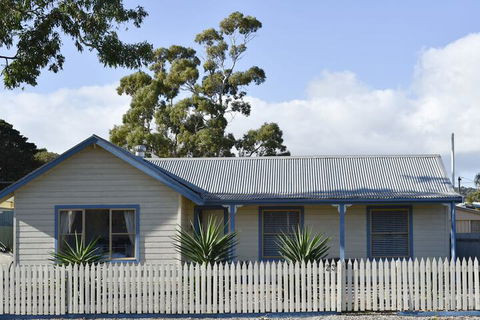 Palperipa 23 Heathcote Street - Accommodation Perth 1