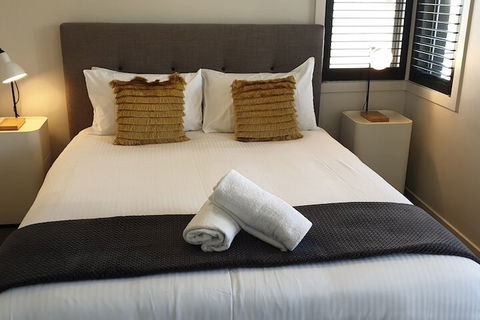 The Beach House - Accommodation Perth 5