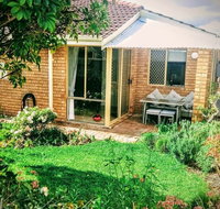 Camelias Boutique Cottage in Dianella