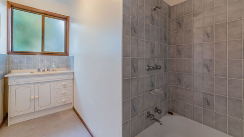 Pescarina Free Wifi & Netflix - Accommodation Perth 2
