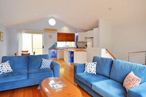 THE Sails 8 Linen Included Central Location - Accommodation Perth 0