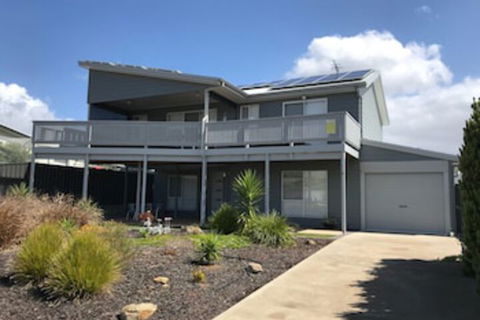 10 Hobart Road - Accommodation Perth 0