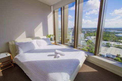 High Level Stunning View Apartments - Accommodation Perth 0
